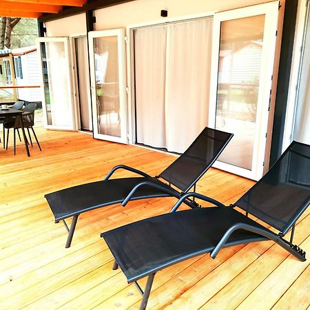 Lux Camp - Mobile Homes In Bi Village Fažana Δωμάτιο φωτογραφία