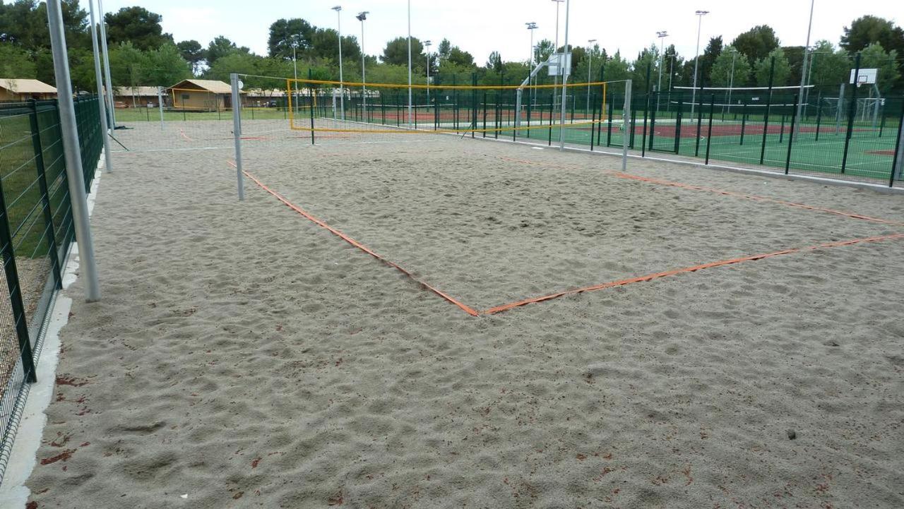 Lux Camp - Mobile Homes In Bi Village Fažana Εξωτερικό φωτογραφία