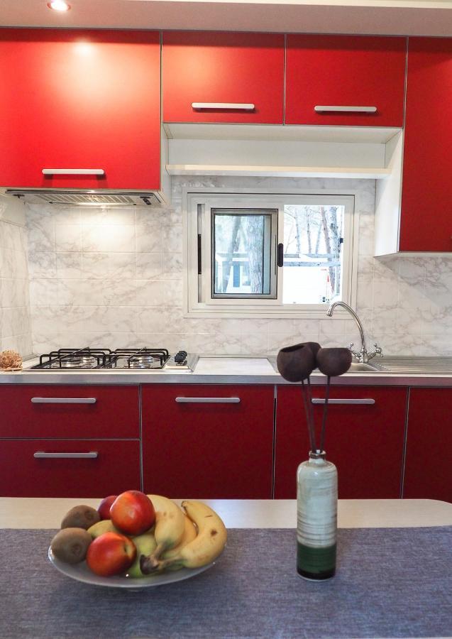 Lux Camp - Mobile Homes In Bi Village Fažana Εξωτερικό φωτογραφία